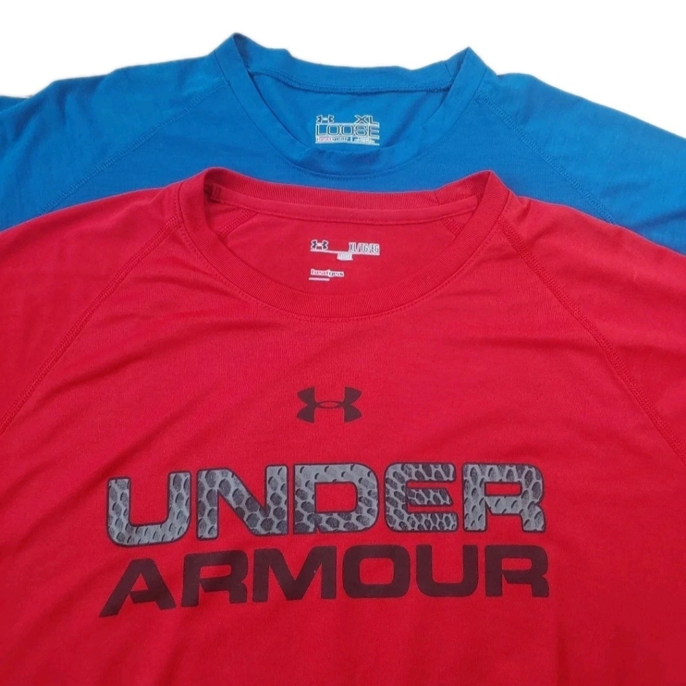 2 Under Armour Loose Fit Heat Gear T-Shirt Men XL Gym Workout Sporty Red & Blue